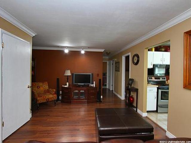 447 E 5600 S #B, Murray, UT 84107 — photo 6