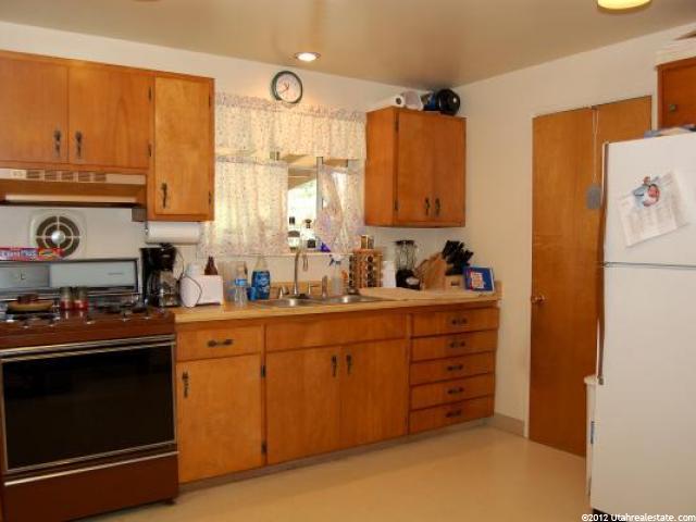 1040 W Gordon Ave, Layton, UT 84041 — photo 7