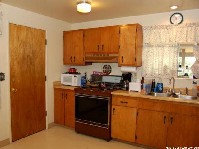 1040 W Gordon Ave, Layton, UT 84041 — photo 8