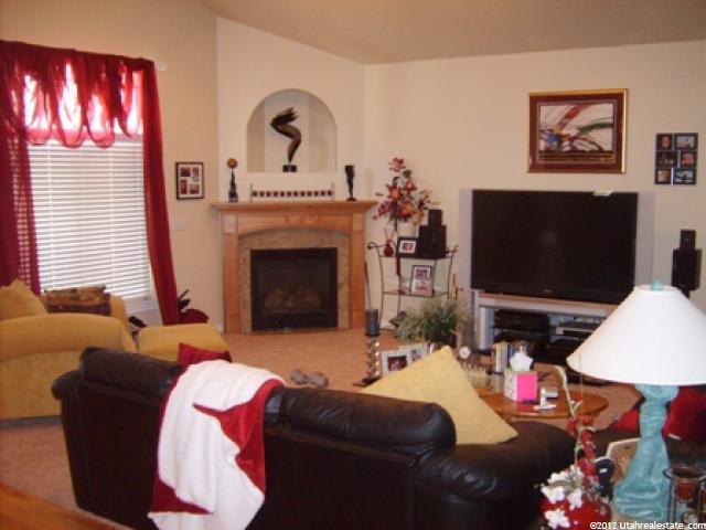 384 N 2250 E, Layton, UT 84040 — photo 2