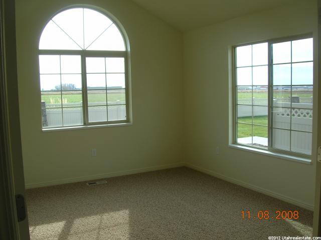 278 E 2230 N #16D, North Logan, UT 84341 — photo 3