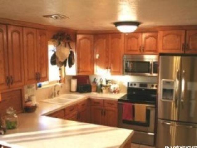 1464 S Melanie Ln, Syracuse, UT 84075 — photo 4