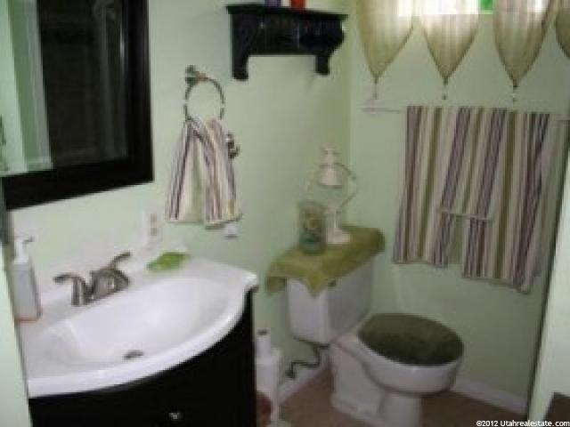 1464 S Melanie Ln, Syracuse, UT 84075 — photo 9