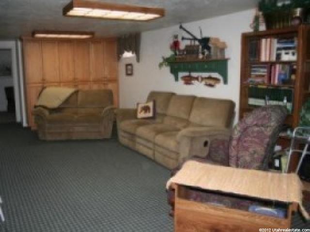 1464 S Melanie Ln, Syracuse, UT 84075 — photo 10