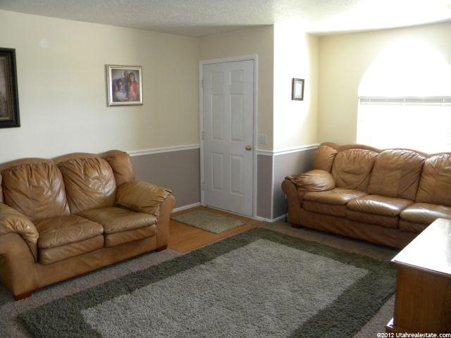 289 W 2400 S, Clearfield, UT 84015 — photo 2