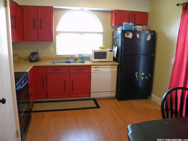 289 W 2400 S, Clearfield, UT 84015 — photo 3