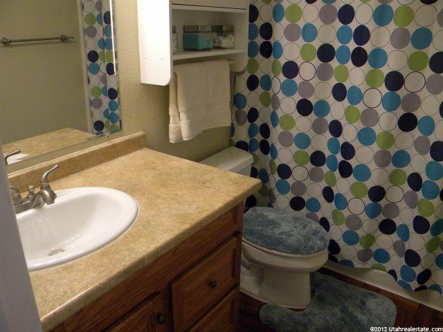 289 W 2400 S, Clearfield, UT 84015 — photo 5