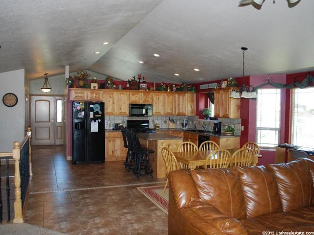 5584 S 6950 W, Hooper, UT 84315 — photo 4