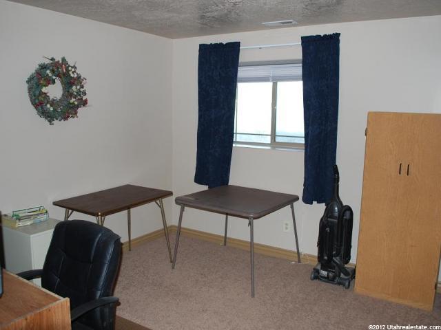 5584 S 6950 W, Hooper, UT 84315 — photo 10