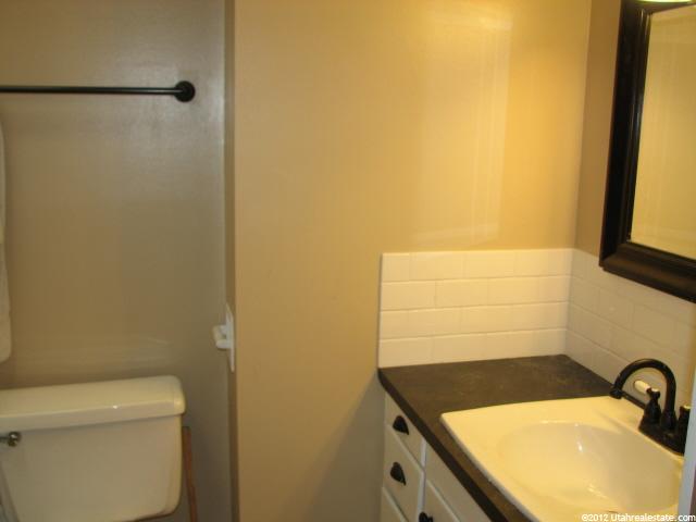 961 E 320 N, Logan, UT 84321 — photo 7