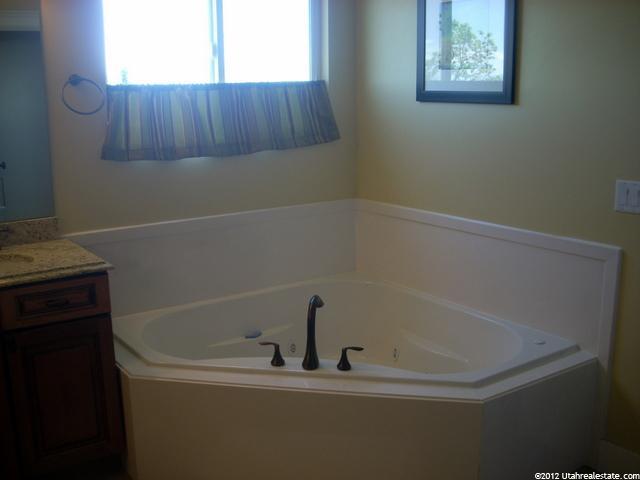 4440 S Wallace Ln E, Holladay, UT 84124 — photo 11