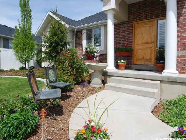 1071 S Arbor Way, Layton, UT 84041 — photo 2
