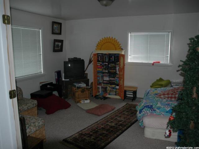 354 S 7400 E, Huntsville, UT 84317 — photo 2