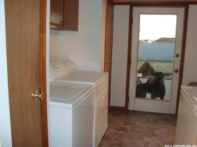9048 E 6000 N, Lapoint, UT 84039 — photo 8