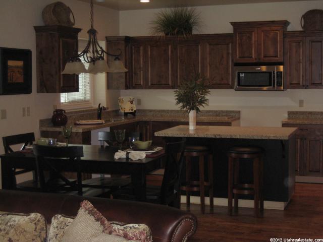 7208 S Viansa Ct, Midvale, UT 84047 — photo 3