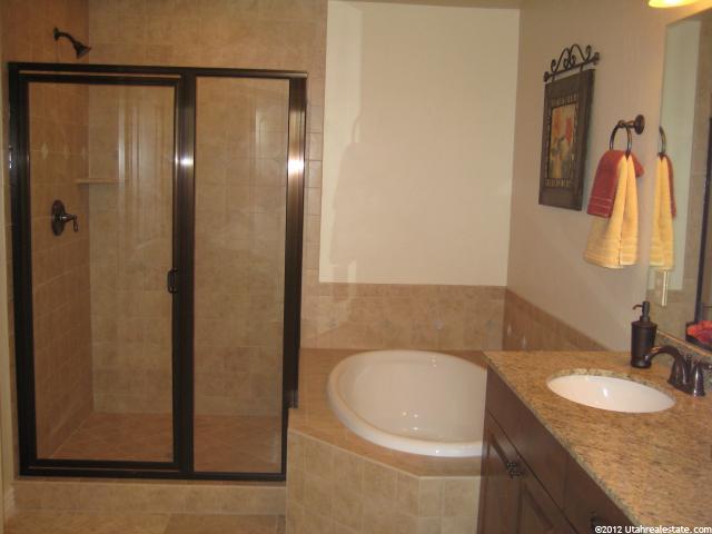 7208 S Viansa Ct, Midvale, UT 84047 — photo 7