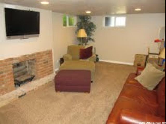 154 W 100 N, Bountiful, UT 84010 — photo 2