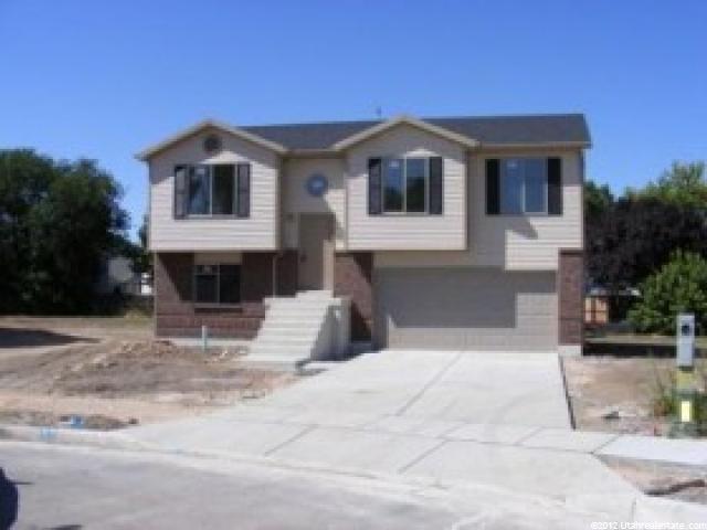 552 E RIDGE PLACE DR, Ogden UT 84404