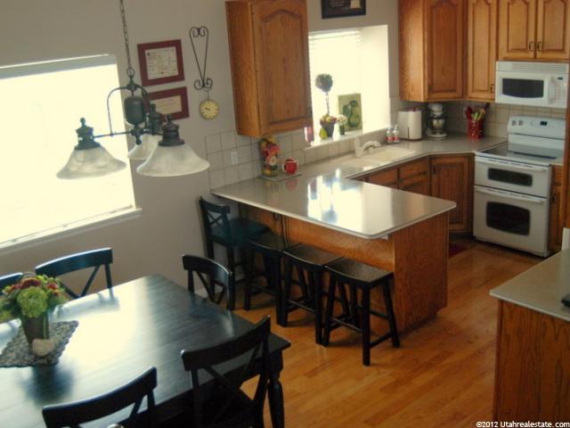 76 E 700 S, Kaysville, UT 84037 — photo 2