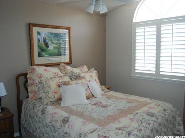 76 E 700 S, Kaysville, UT 84037 — photo 8