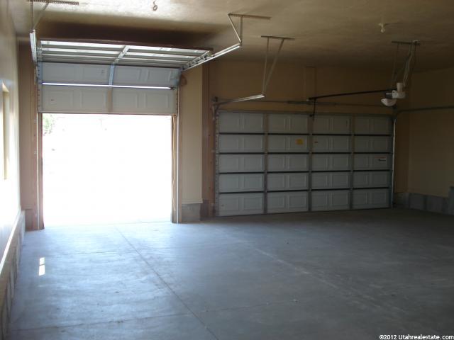 827 W 200 N, Clearfield, UT 84015 — photo 5