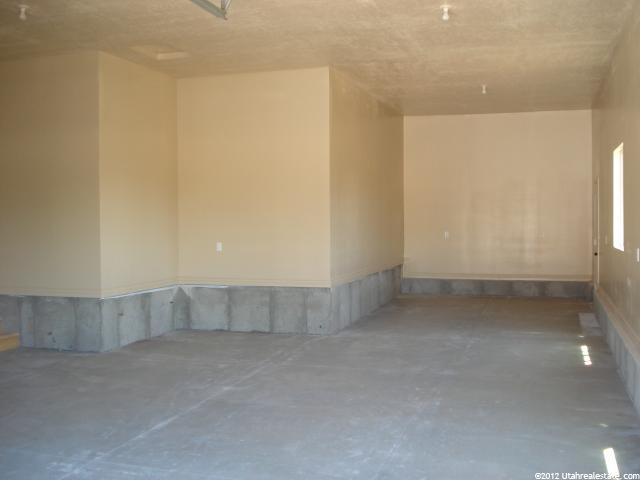 827 W 200 N, Clearfield, UT 84015 — photo 7