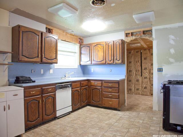 3568 N 2650 E, Layton, UT 84040 — photo 9