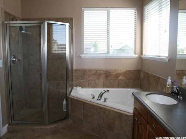 5833 W 5200 S, Hooper, UT 84315 — photo 8