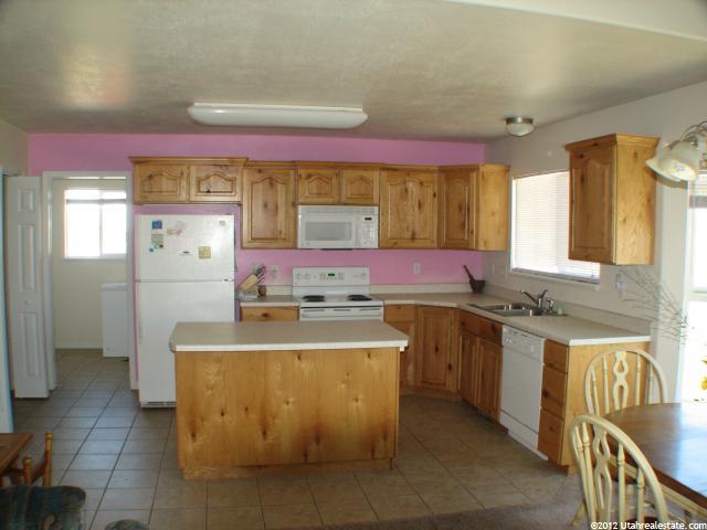 1240 W 3275 S, Perry, UT 84302 — photo 12