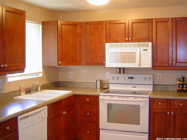 1005 N 925 E, Ogden, UT 84404 — photo 3