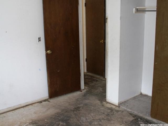 9039 S 300 E, Sandy, UT 84070 — photo 3