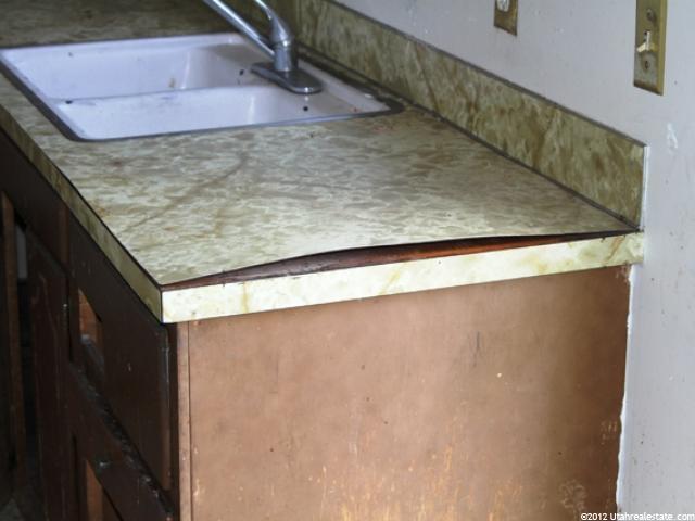 9039 S 300 E, Sandy, UT 84070 — photo 5