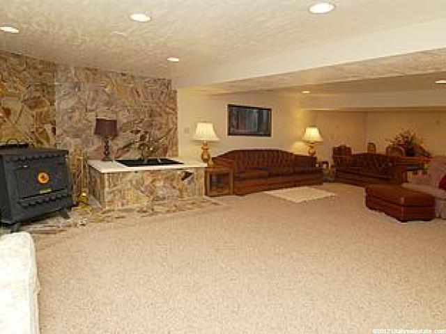 2501 E 1950 N, Layton, UT 84040 — photo 11