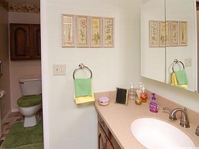 2501 E 1950 N, Layton, UT 84040 — photo 8