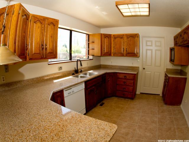 655 E 1600 N, Mapleton, UT 84664 — photo 2