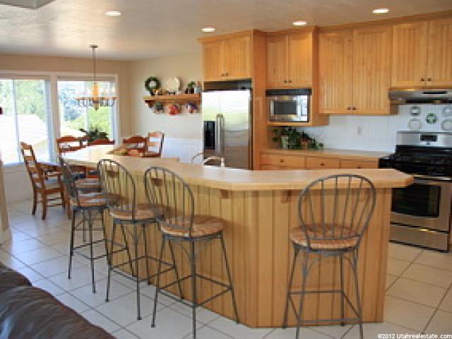 1543 N Easthills Cir E, Bountiful, UT 84010 — photo 5