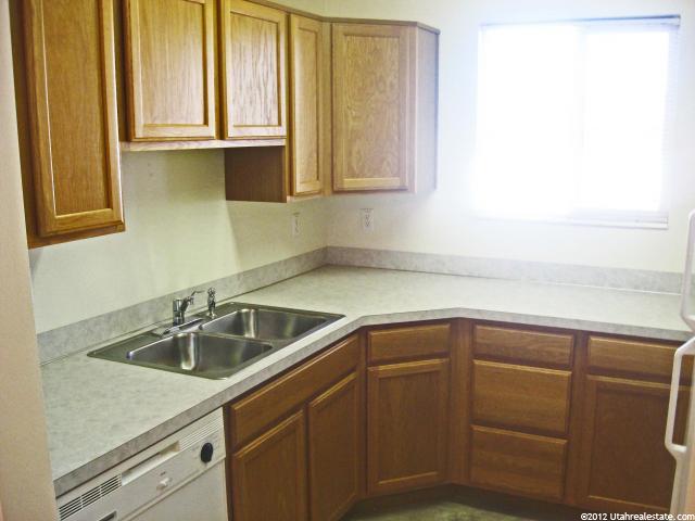 375 E 2525 N, North Ogden, UT 84414 — photo 2
