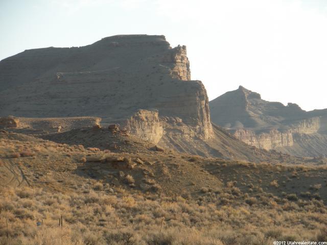 Vernal, UT 84078 — photo 2