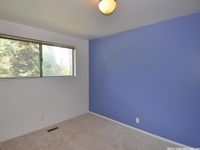 9586 S 1040 E, Sandy, UT 84094 — photo 11
