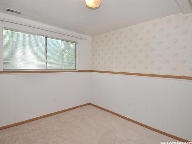 9586 S 1040 E, Sandy, UT 84094 — photo 12