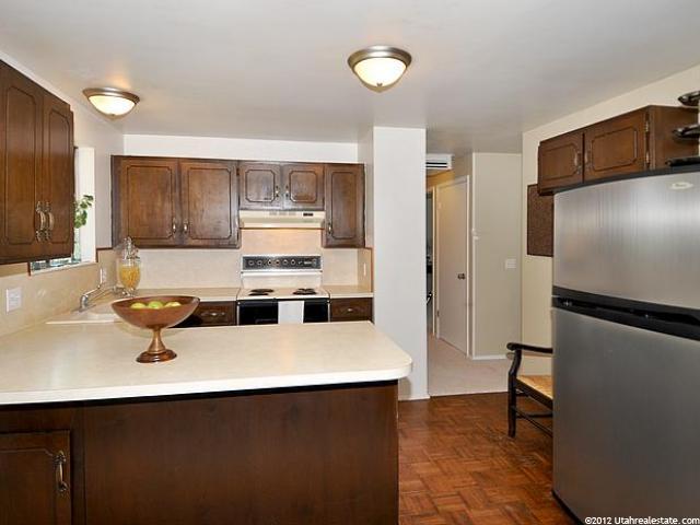 9586 S 1040 E, Sandy, UT 84094 — photo 7