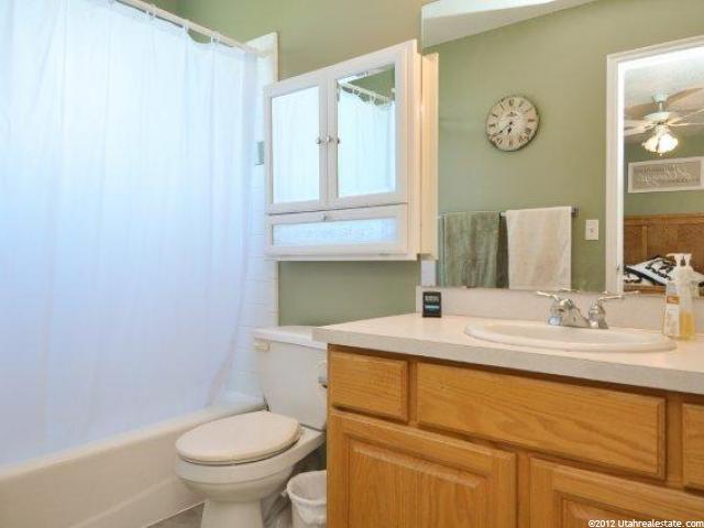 2119 W 1630 N, Clinton, UT 84015 — photo 2
