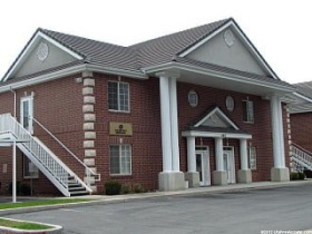 682 E Vine St S, Murray, UT 84107 — photo 2
