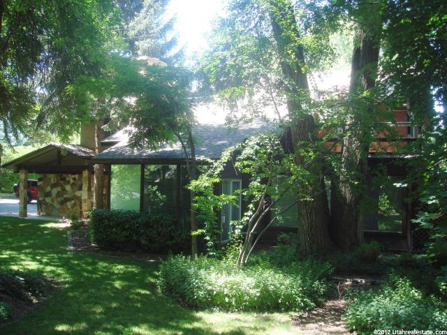 5076 S 2100 E, Holladay, UT 84117 — photo 2
