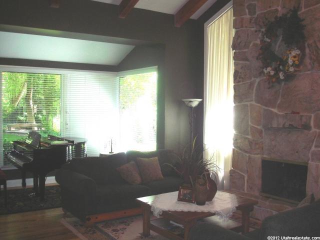 5076 S 2100 E, Holladay, UT 84117 — photo 5