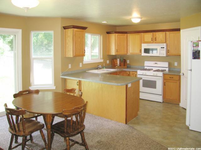 873 E Quinn Ct S, Ogden, UT 84404 — photo 4