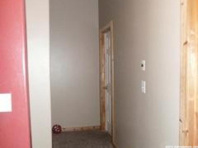 299 E 400 N, Bountiful, UT 84010 — photo 4
