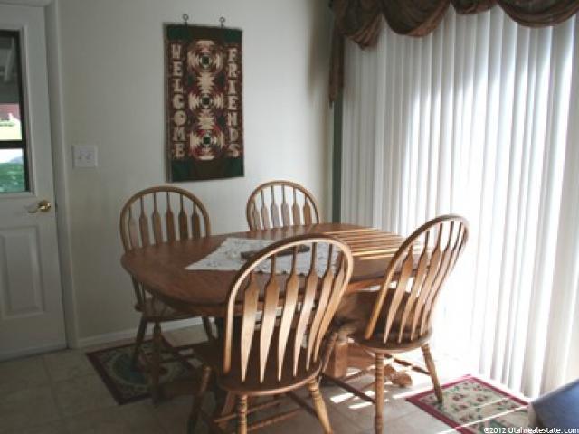 5267 S 935 E, Murray, UT 84117 — photo 4