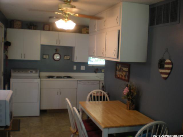 980 N Hill Blvd E, Layton, UT 84041 — photo 4