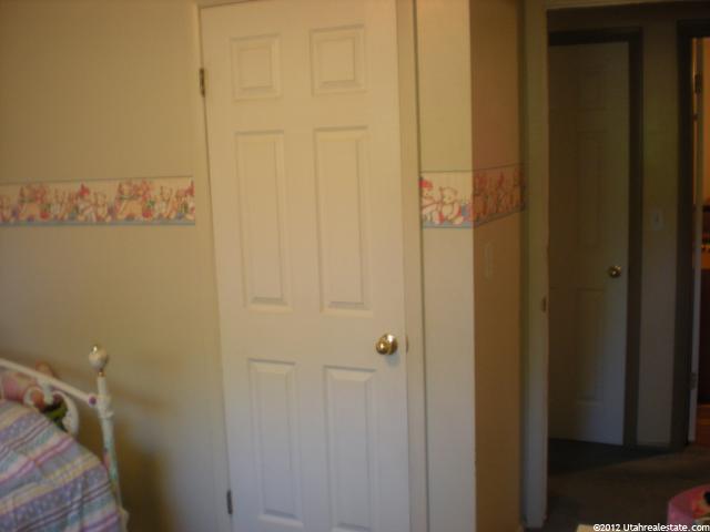 980 N Hill Blvd E, Layton, UT 84041 — photo 9